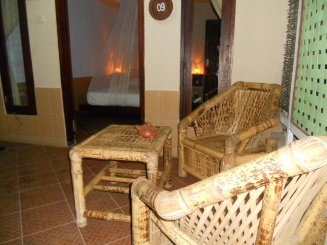 Gili Smile Bungalow Gili Trawangan Exterior photo